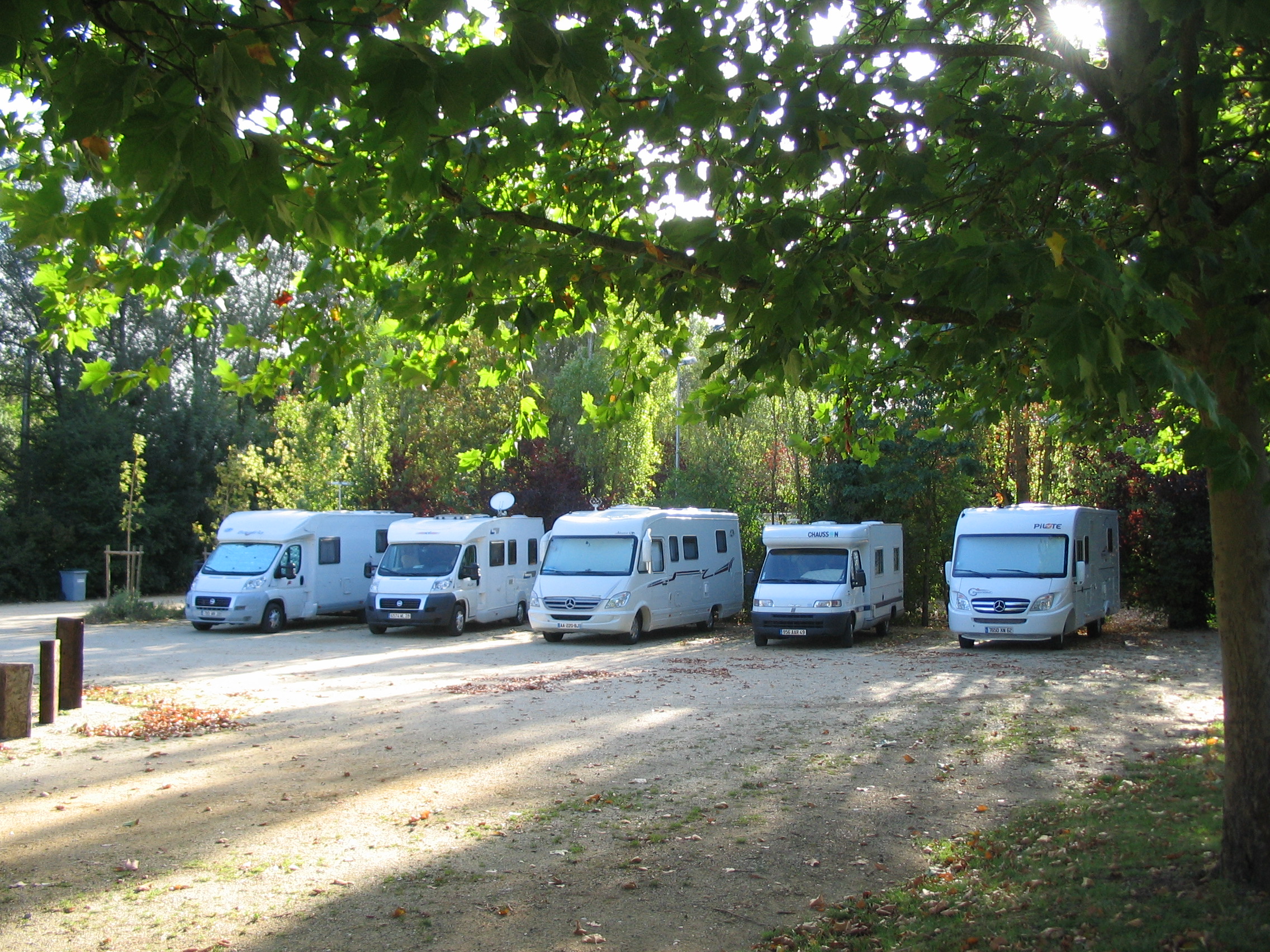 Aire d’accueil camping-car de Villevêque — photo 3