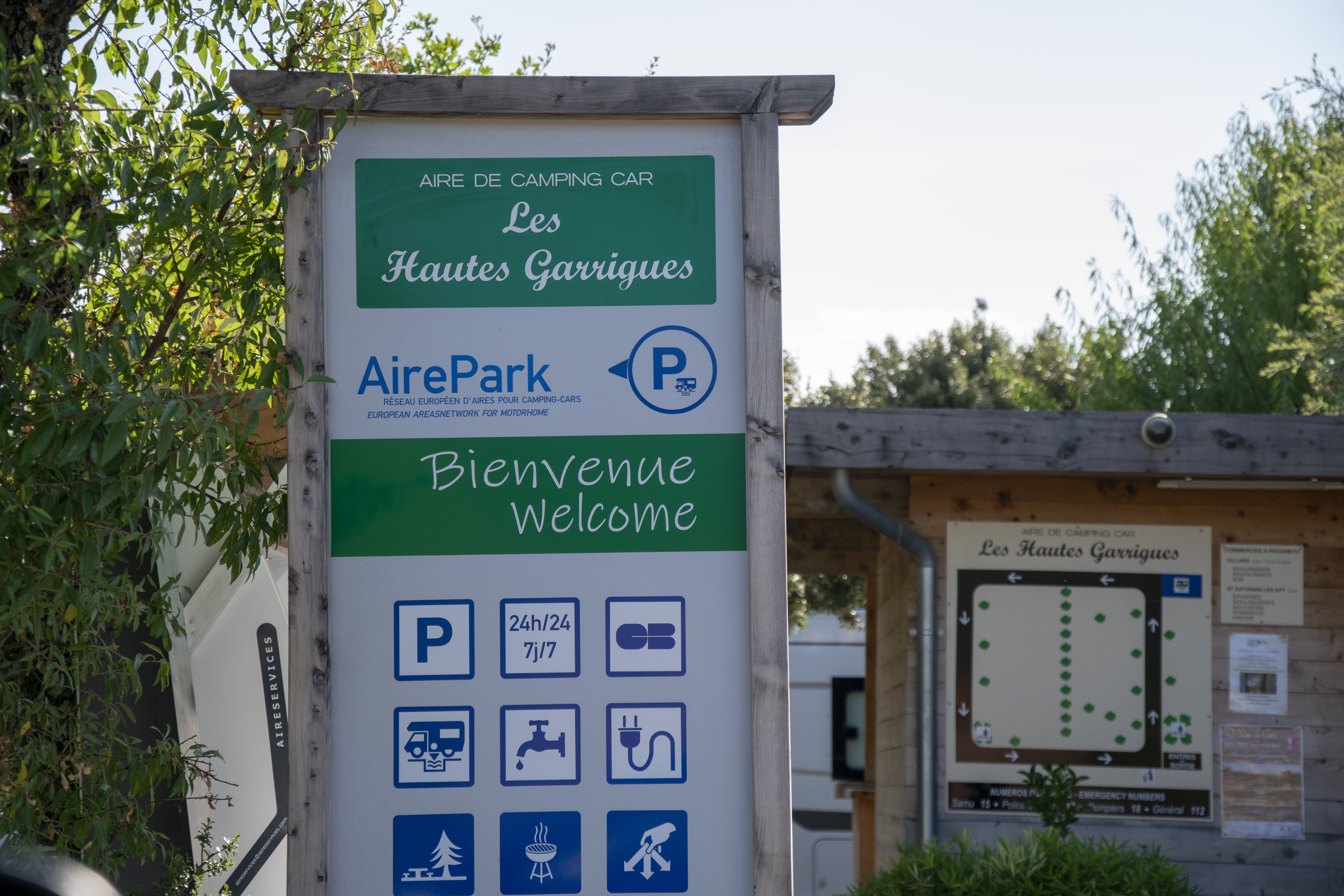 Aire de Services Les Hautes Garrigues photo 3