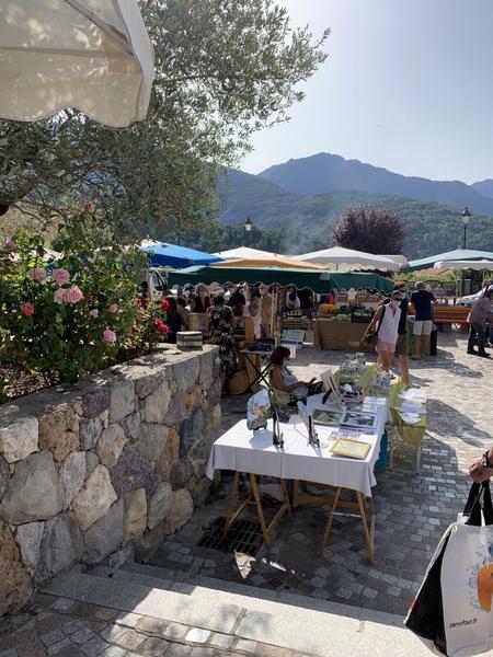 Petit marché rural du Mardi