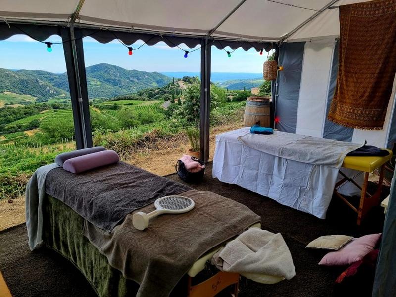 Massage dans les vignes Ferme Saint Martin