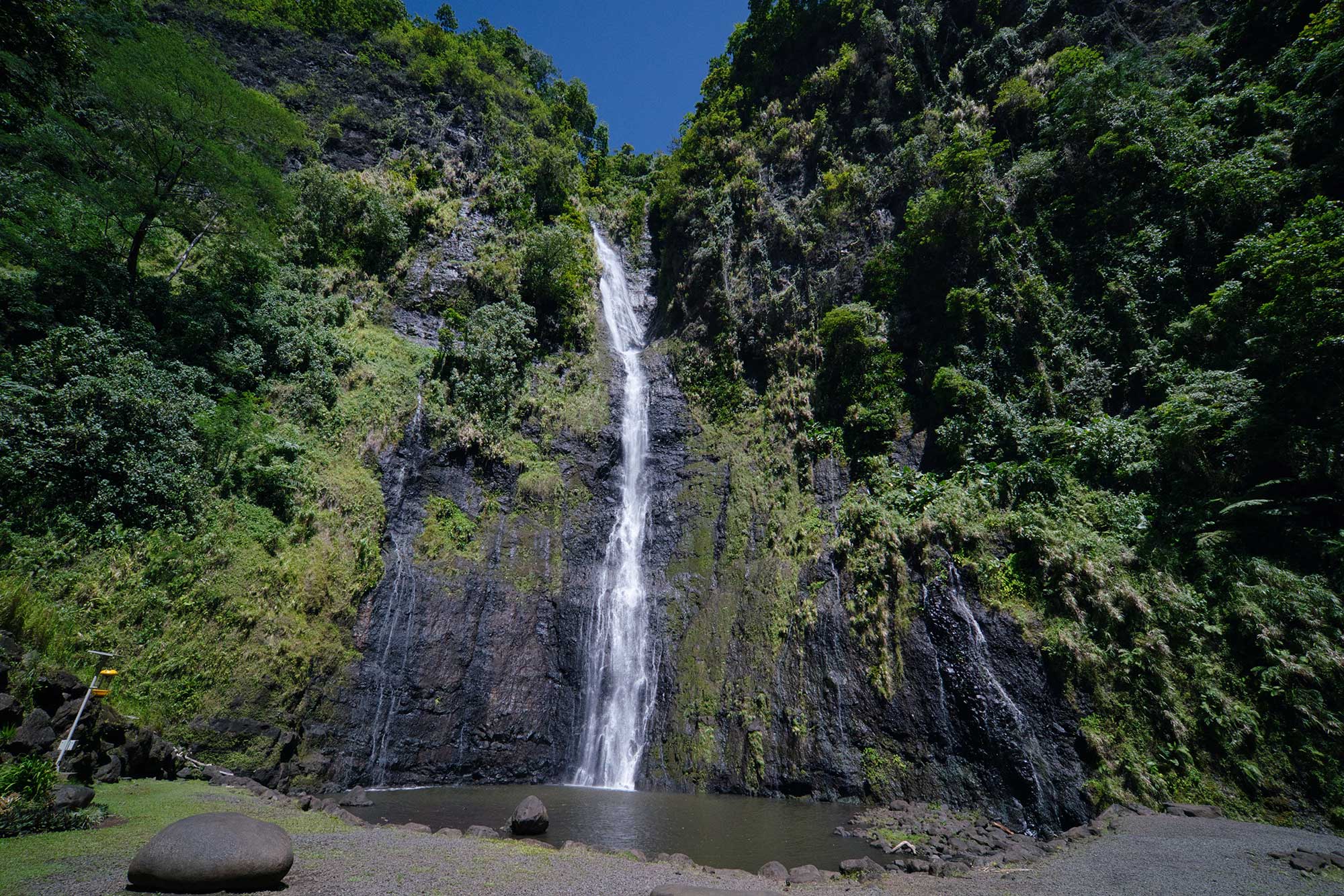 Tahiti   cascades Faarumai paysage