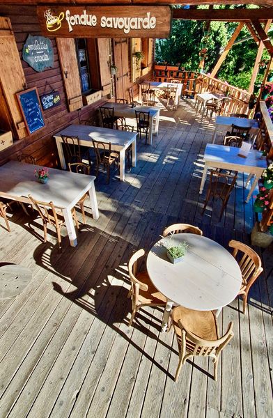 La terrasse ombragée