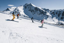 Skieurs sur les pistes de Valfréjus