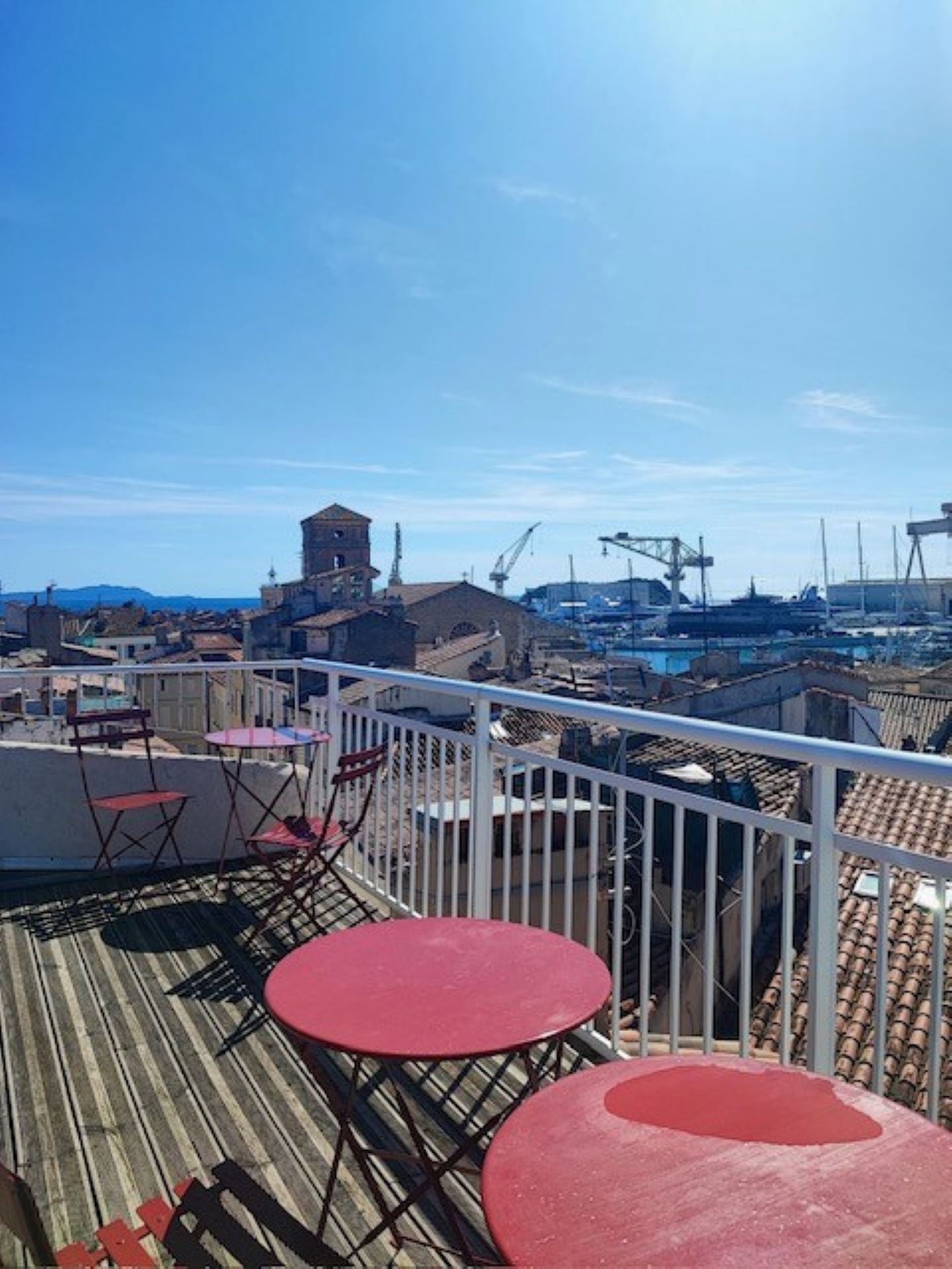 Chez Bob, Maison & Expériences