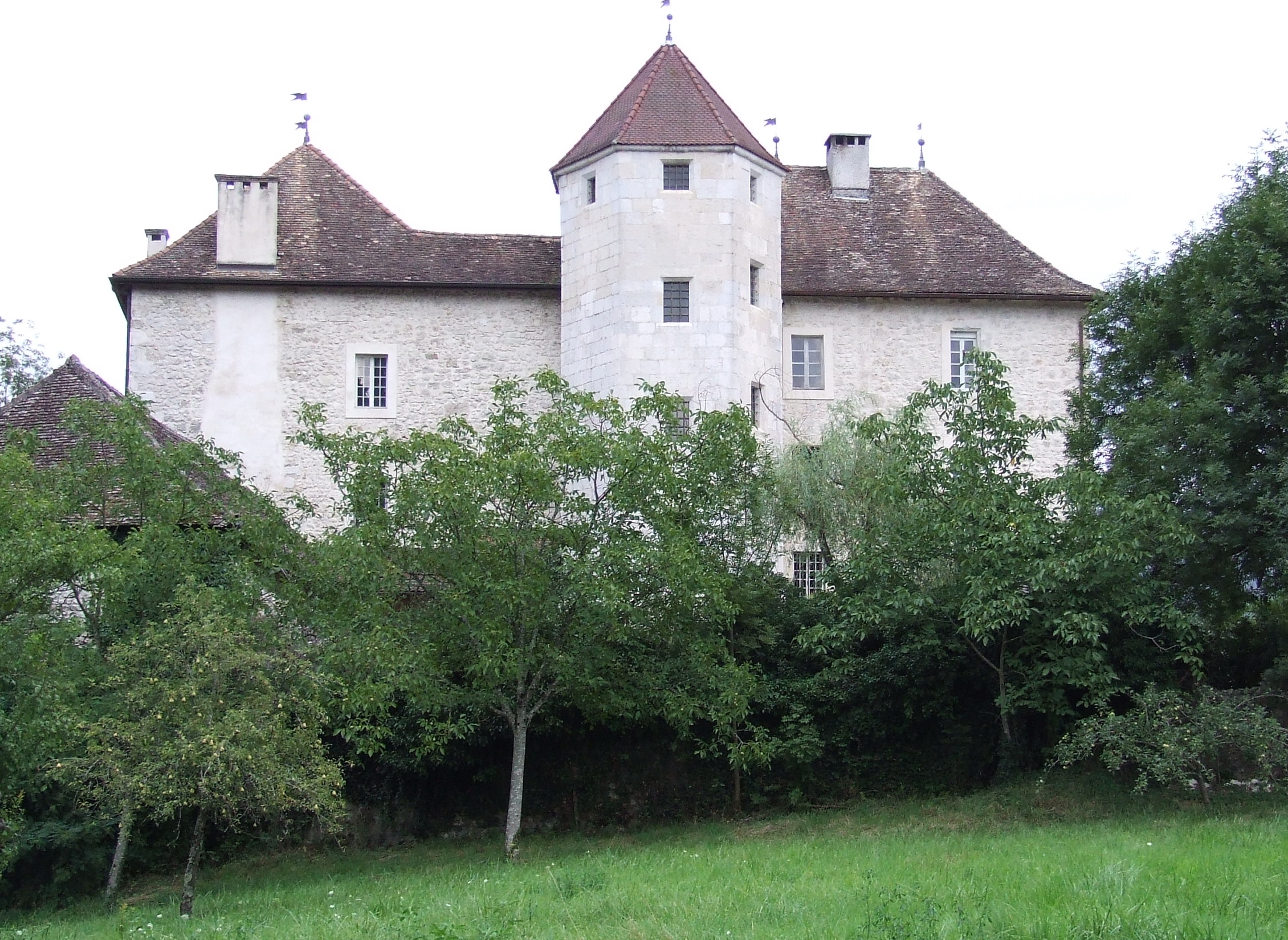 Chateau de Lavours