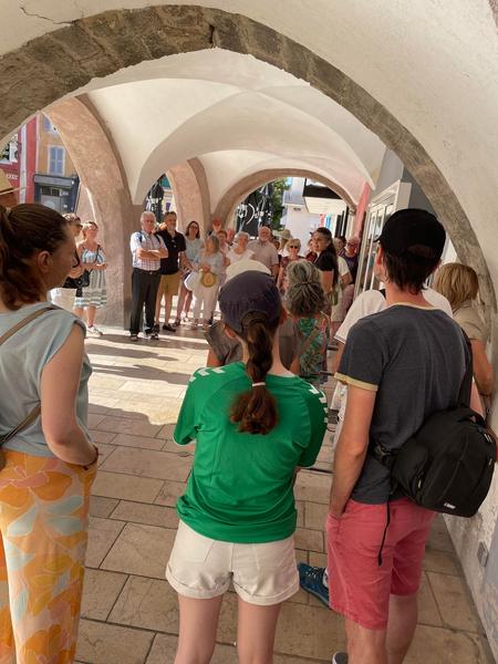 Balade guidée, chantée et contée Sous les voûtes montiliennes par Elodie Blanc_Montélimar