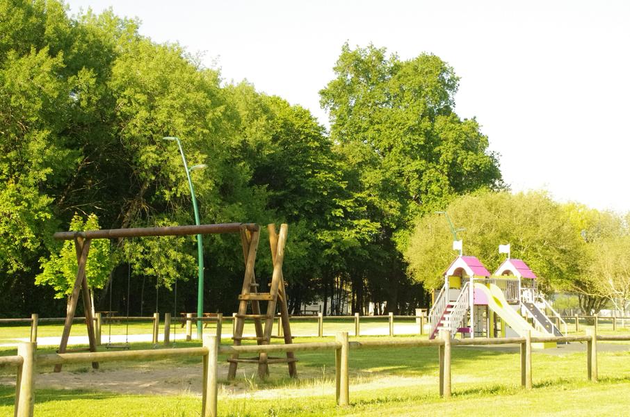 Aire de pique-nique - Brizambourg