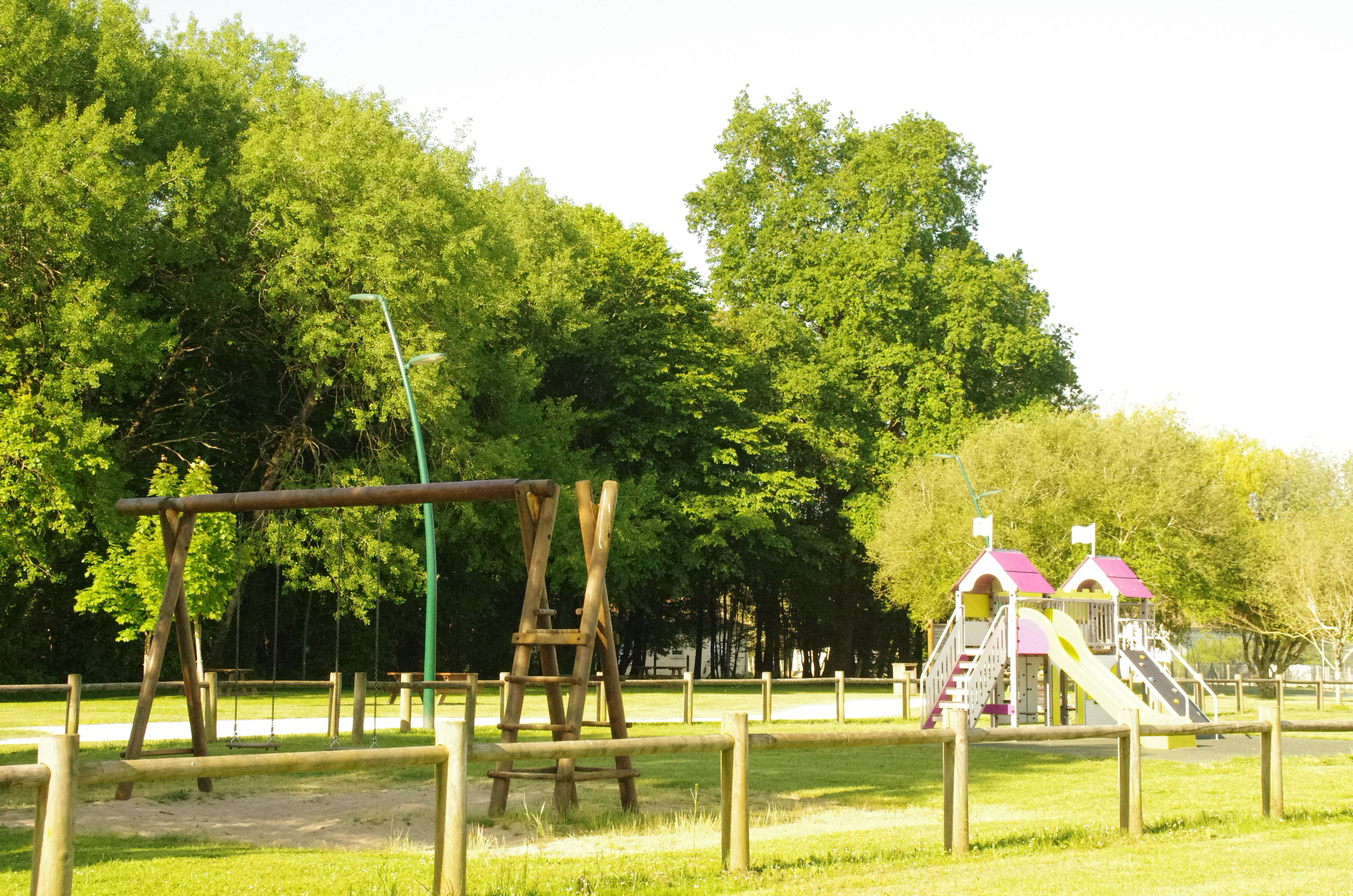 Aire de pique-nique - Brizambourg