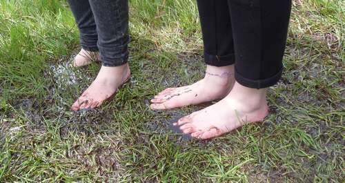 Barefooting in het turflandschap van Géoparc du Chablais.
