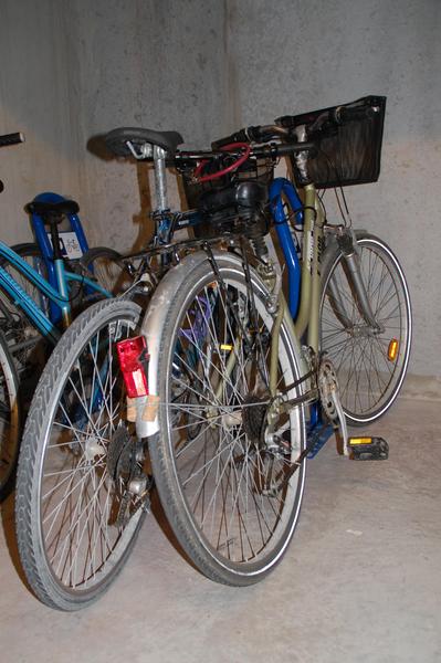Deux vélos.
