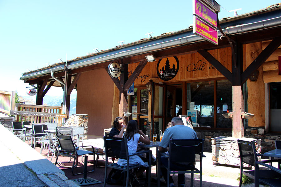 Terrasse du White Lines