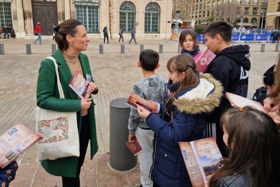 Enquête royale : Qui complote contre le roi Soleil ? (famille)