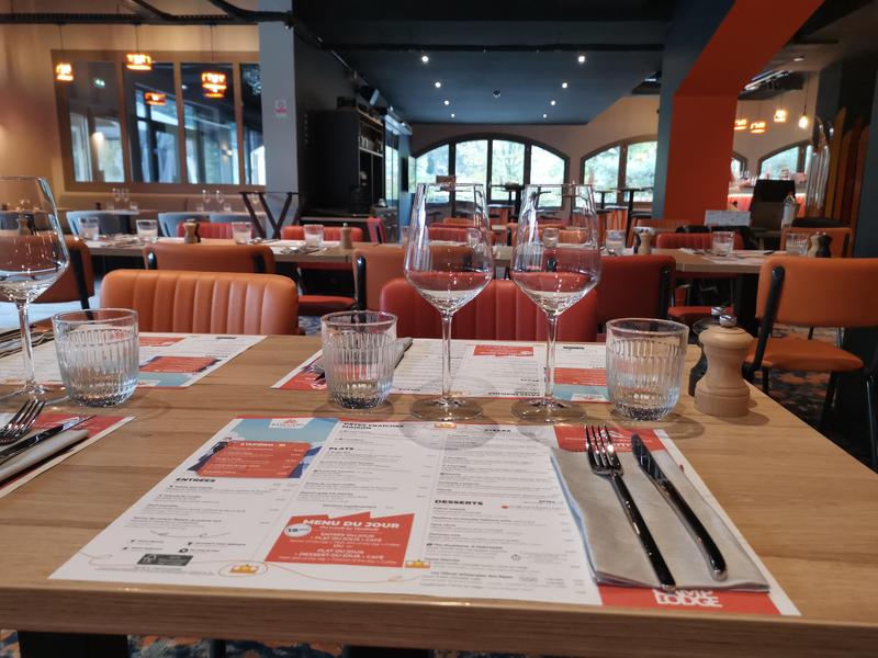 Base Camp Lodge_Albertville