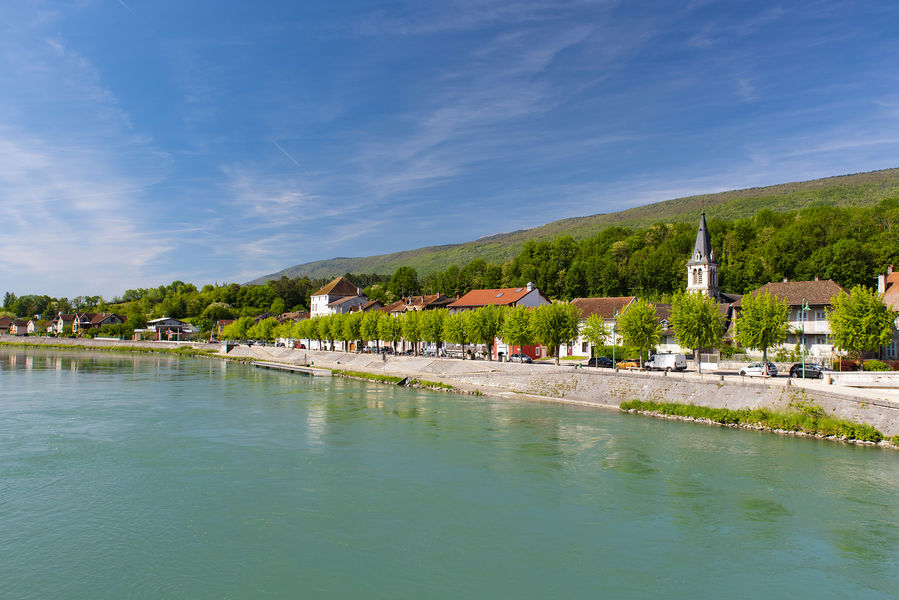 quais de Seyssel Ain