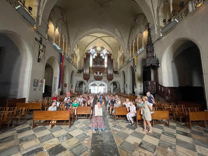 Balade guidée, chantée et contée Sous les voûtes montiliennes par Elodie Blanc_Montélimar