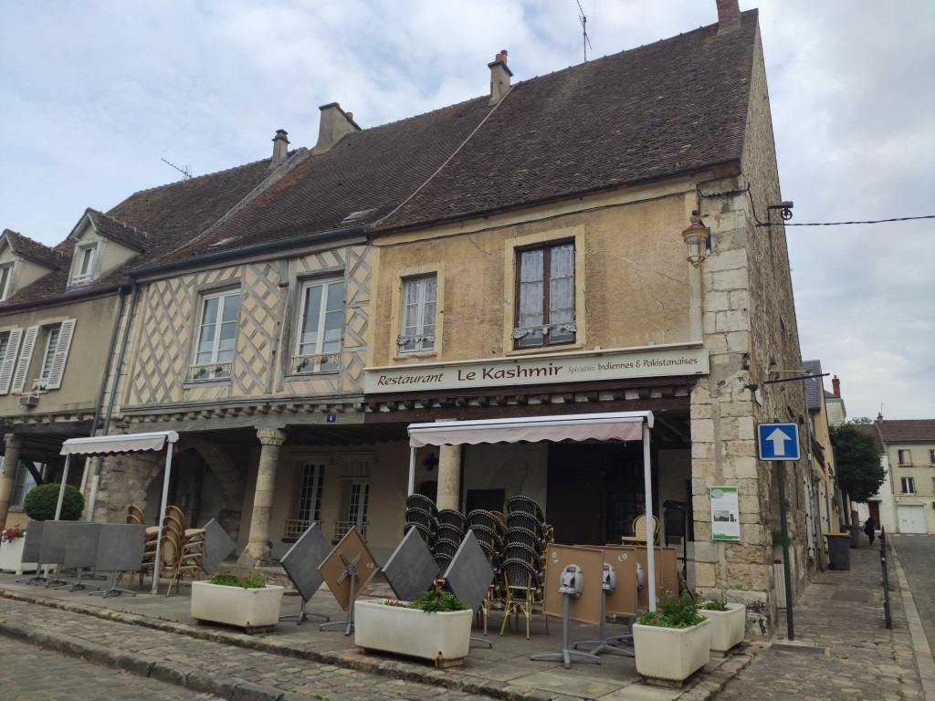 Maison des Piliers (Entru00e9e du restaurant)