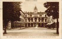 hotel_de_ville.jpg