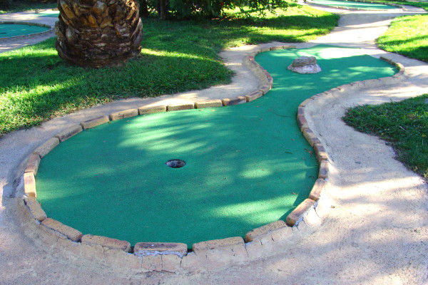 Anniversaire enfant au minigolf