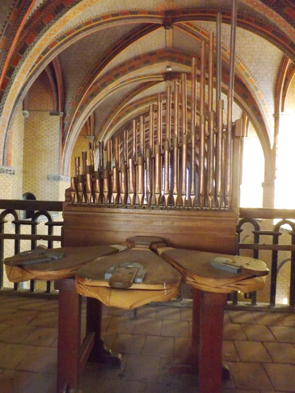 Un petit orgue du 11ème siècle