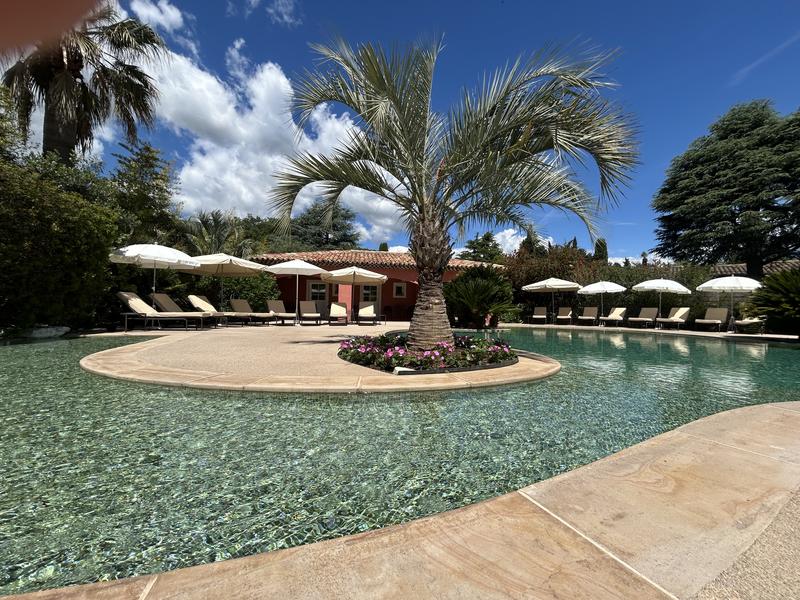 piscine lagon commune