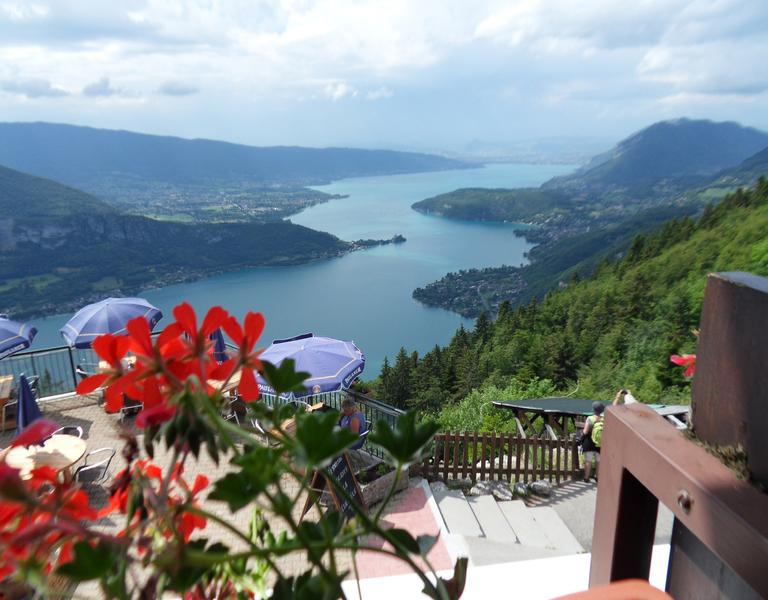 Lac Annecy restaurant Col de la Forclaz Edelweiss
