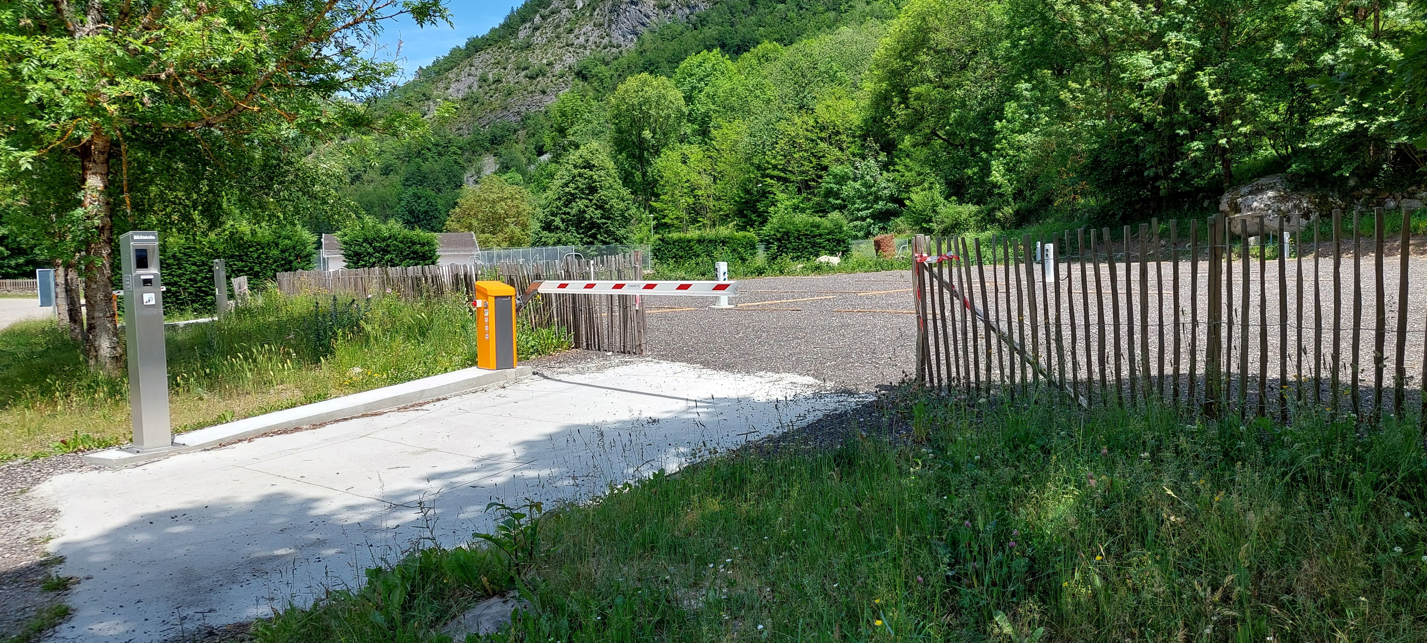 Aire camping-cars Auzat — photo 2