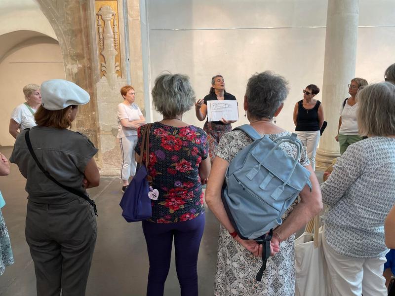 Balade guidée, chantée et contée Sous les voûtes montiliennes par Elodie Blanc_Montélimar
