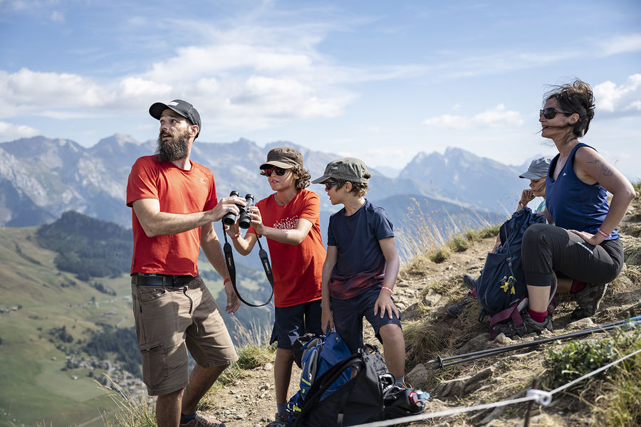 randonnées en famille avec un guide au Grand-Bornand