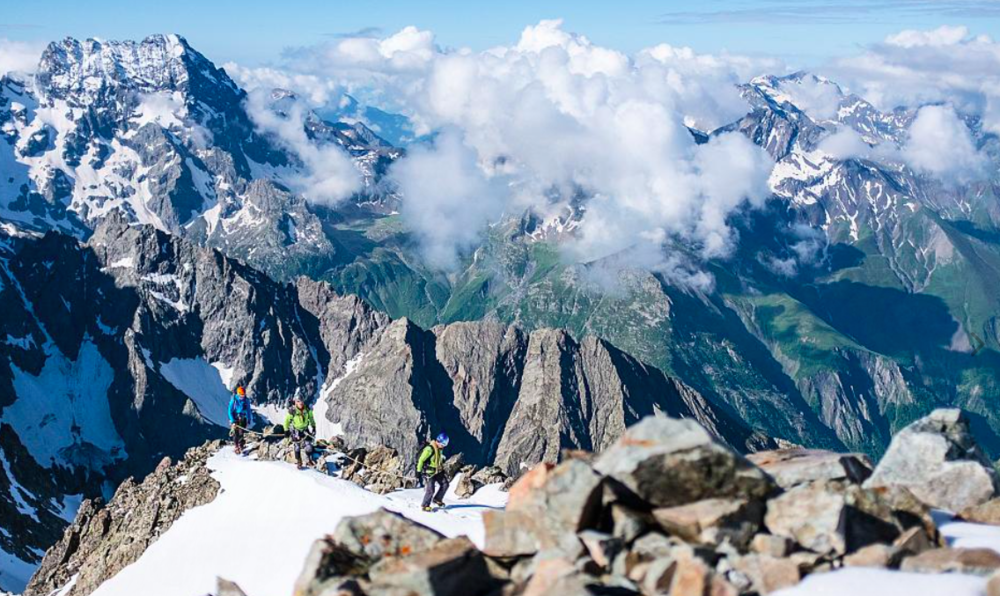 - © Roc Ecrins - © Roc Ecrins