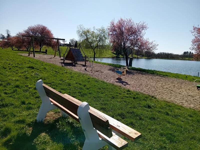 Aire de jeux - Servant étang de la Prade