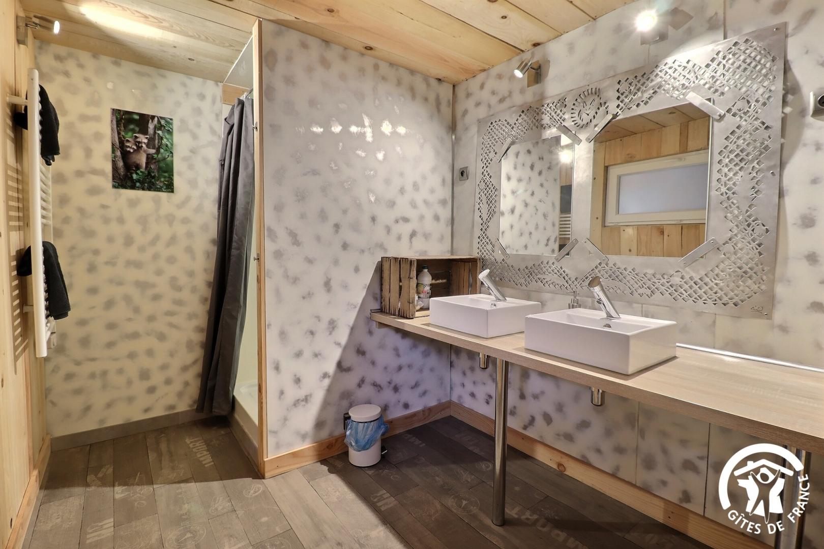 Les Truck Lodges Les Animaux et Marino, Saint-Andiol - photo 18