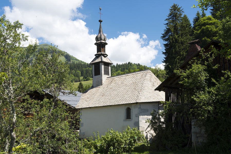 Le village de Chantemerle et sa chapelle