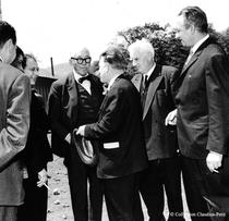 1965-05-21 • 1ère pierre de l’UH LC Fy • Corbu au milieu des adjoints