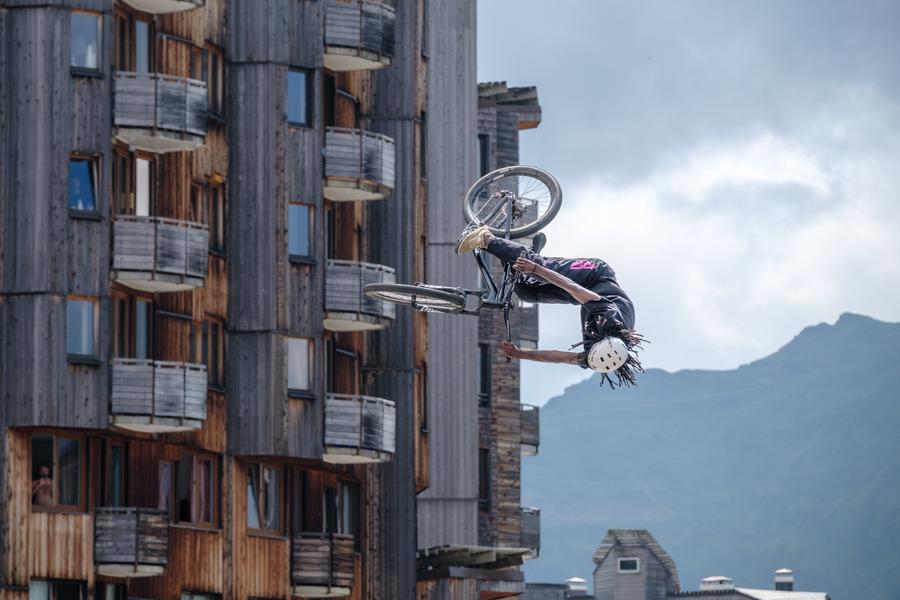 Avoriaz Street Lines_Avoriaz