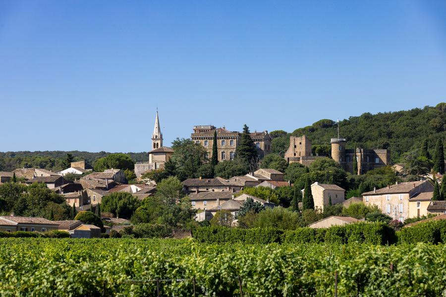 De silhouettes en silhouettes : Patrimoine et vignoble_Rochegude
