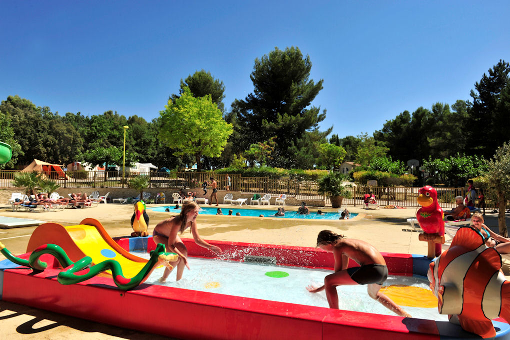 Camping Les Pinèdes du Luberon - photo 2