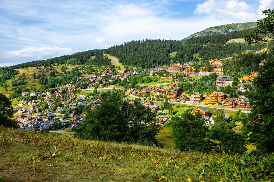 R12 - LA TRAIE PAR LES GRANDES ARCOSSES_Méribel