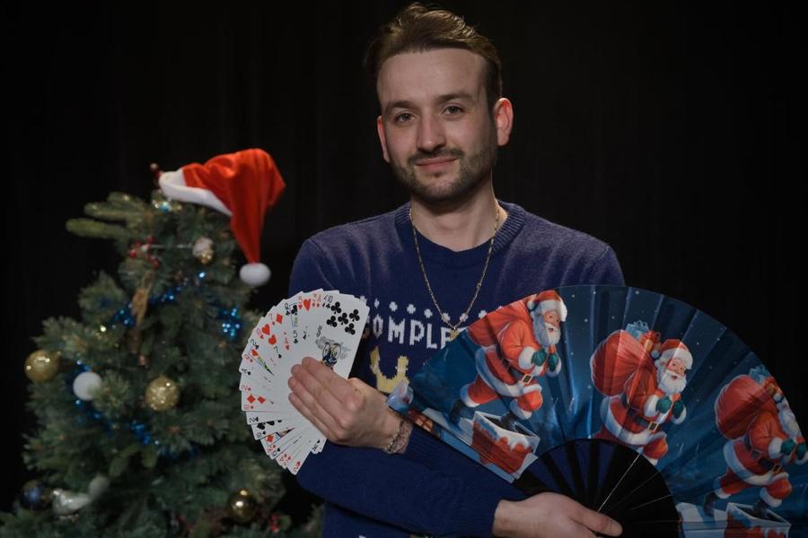 "Abracadabra... C'est Noël !", spectacle de magie avec Tyson