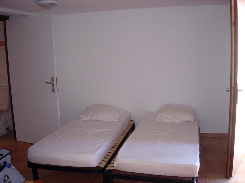 Grange des Tilleuls - Dortoir 2 personnes accès PMR - Gîtes de Groupe d'Etape - Roure - Alpes-Maritimes