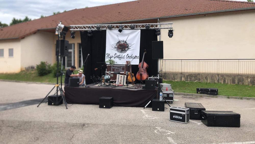 http://Apéro%20concert%20avec%20Mac%20Soufflet%20Orchestra
