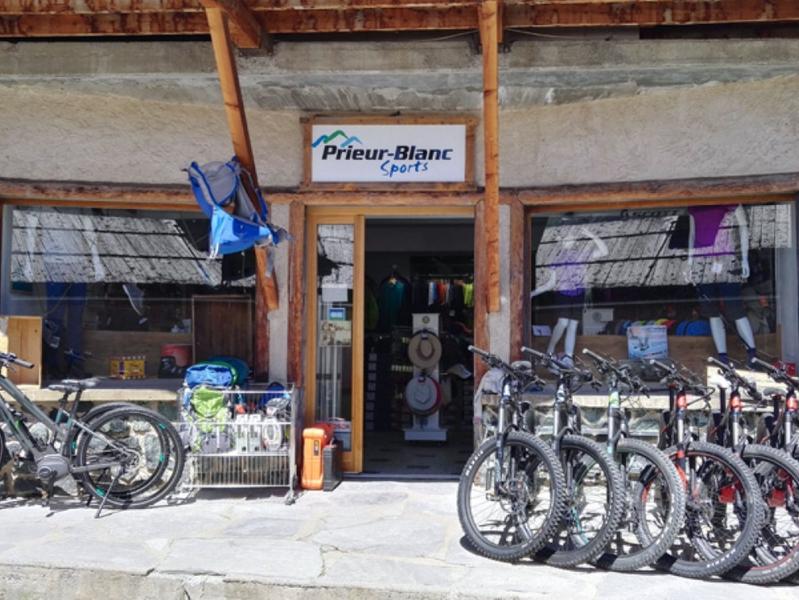 Prieur Blanc Sports La Ville_Saint-Véran