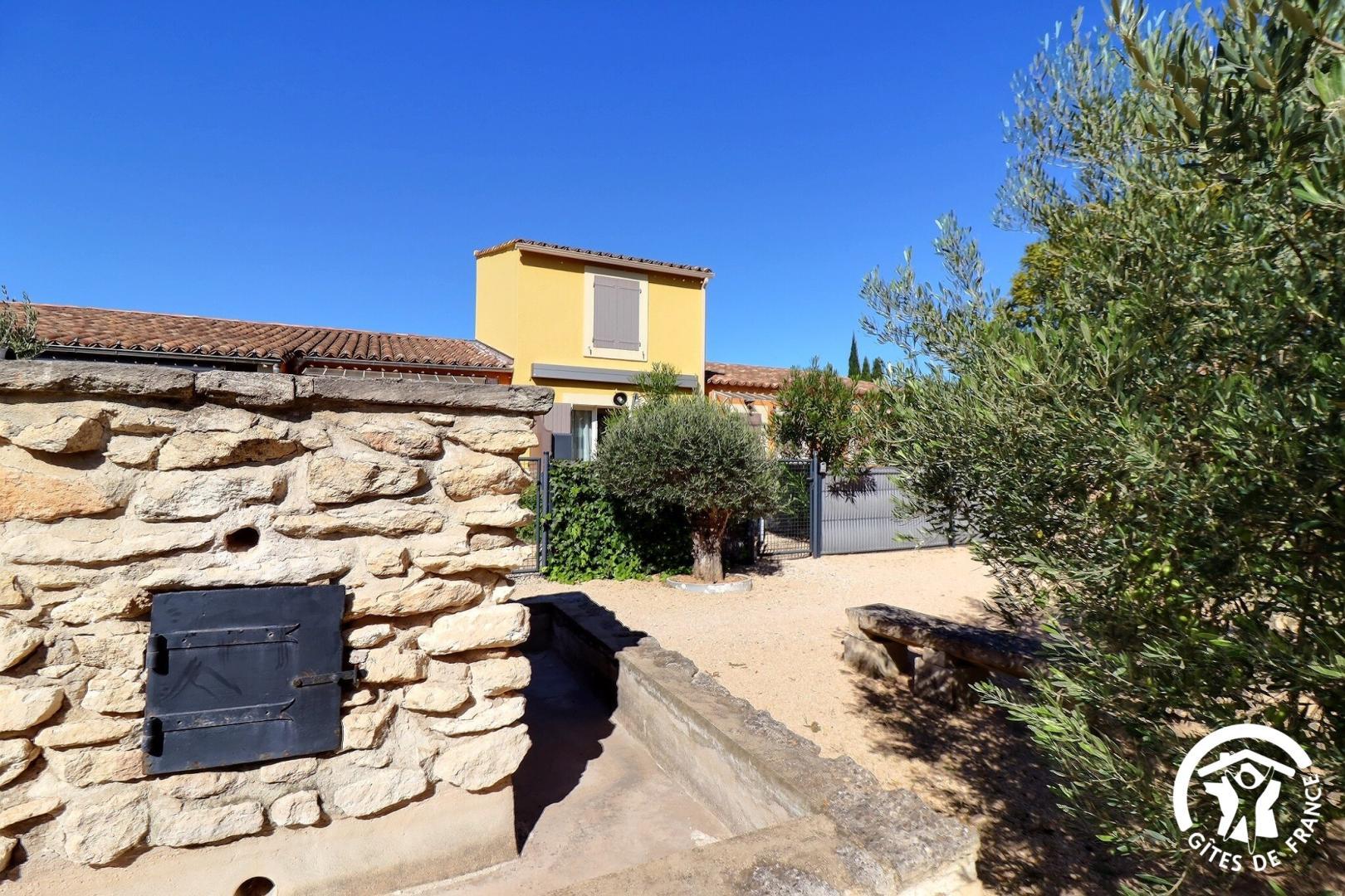 Le Mazet Magali, Fontvieille - photo 17