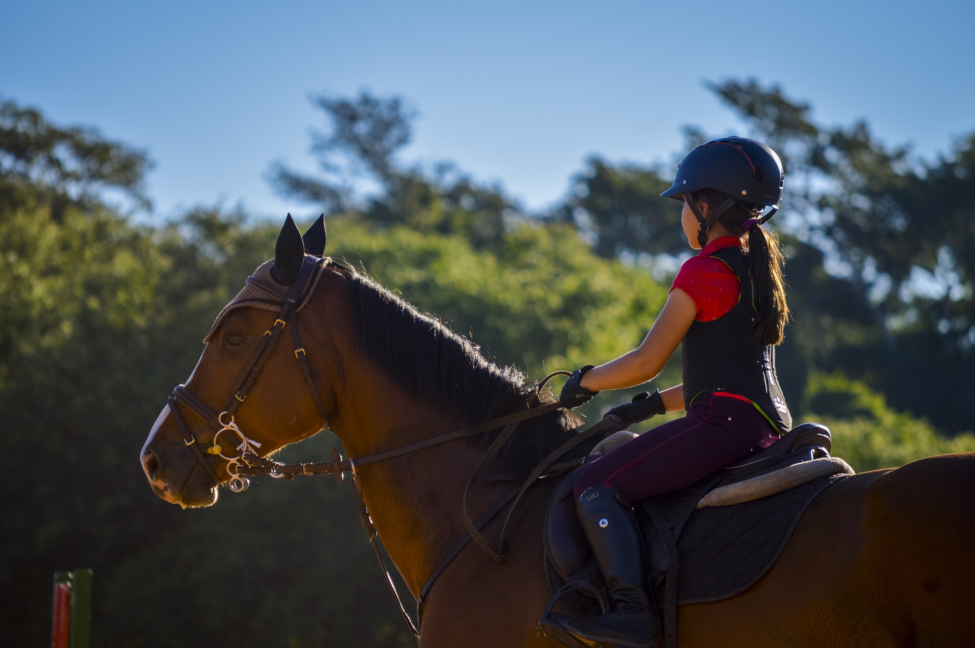 Fille à cheval