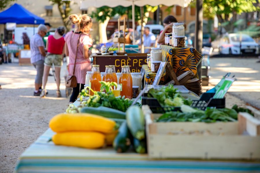 Thueyts - marché du vendredi 2