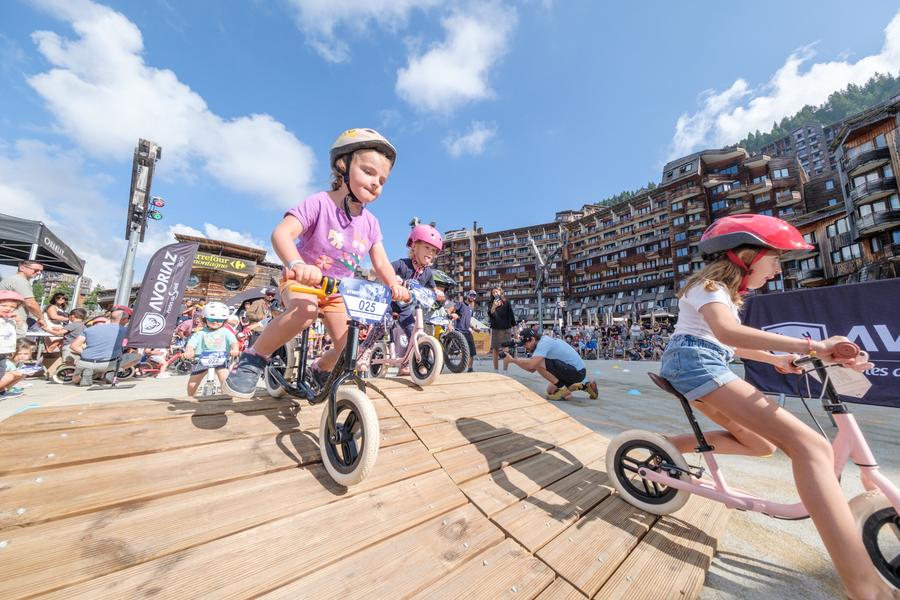 Avoriaz Street Lines_Avoriaz