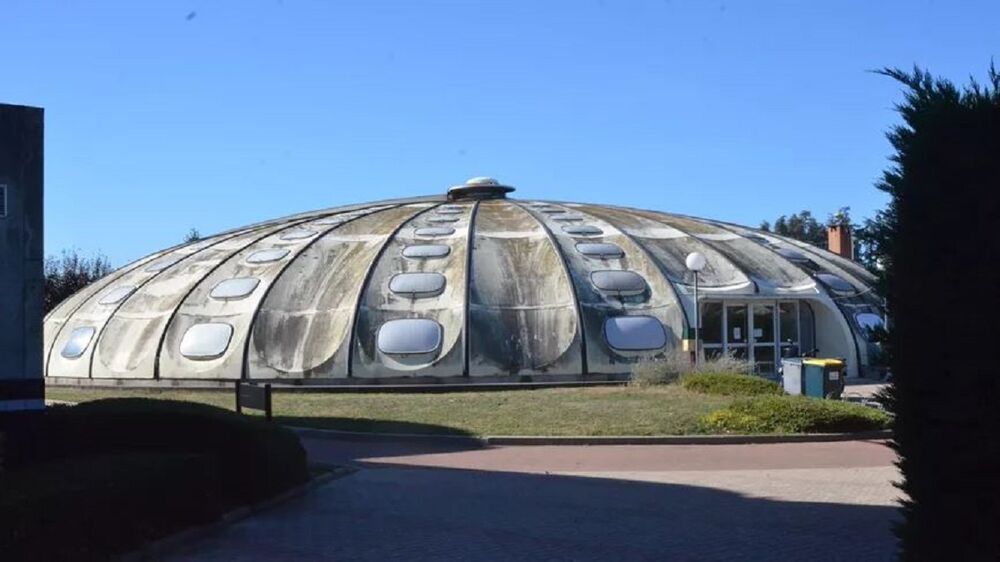 Vue extérieure Piscine Val d'Onzon