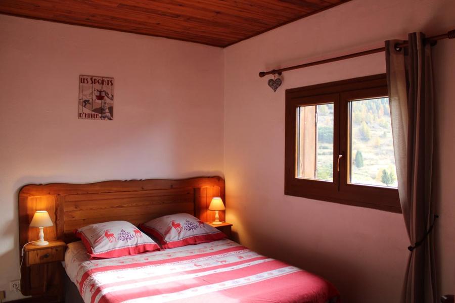 Gîte Chez Memene-Chambre double-Valdeblore-Gîtes de France des Alpes-Maritimes