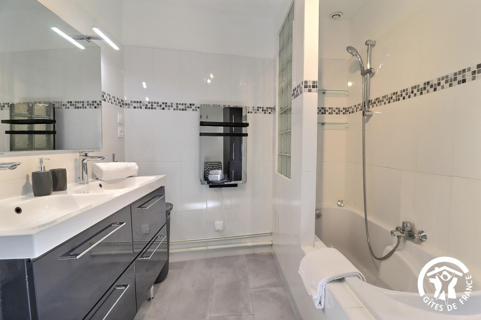 Le Clos Coulète, Eyragues - photo 12