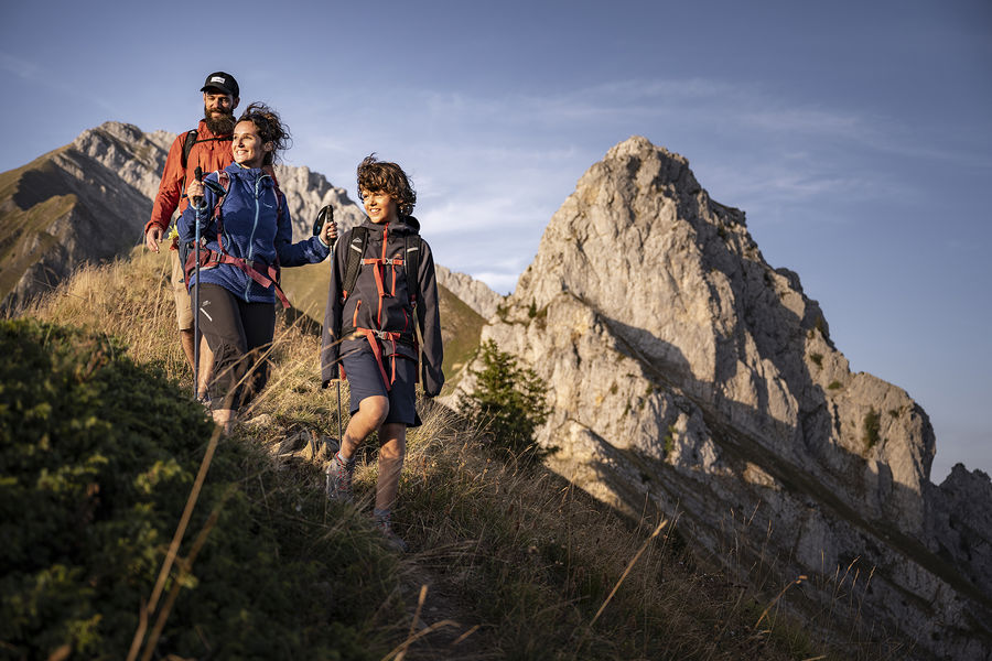 randonnées en famille avec un guide au Grand-Bornand
