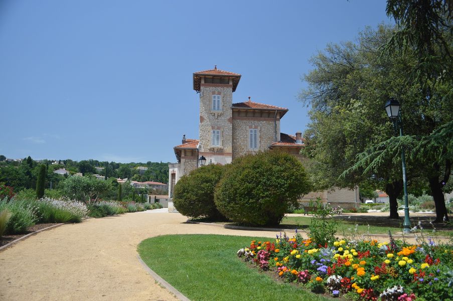 Chateau-et-Parc-Pradelle